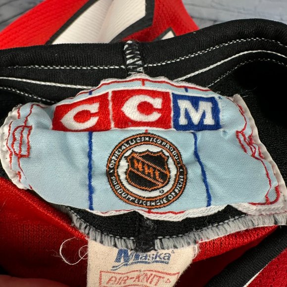 Vintage Maska CCM New Jersey Devils Martin Brodeur Hockey Jersey, Size Boys L/XL - Picture 6 of 7